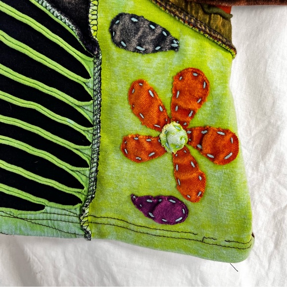 Rising International Hippie Boho Patchwork Shirt Women Medium Embroidered Flower - Picture 6 of 16